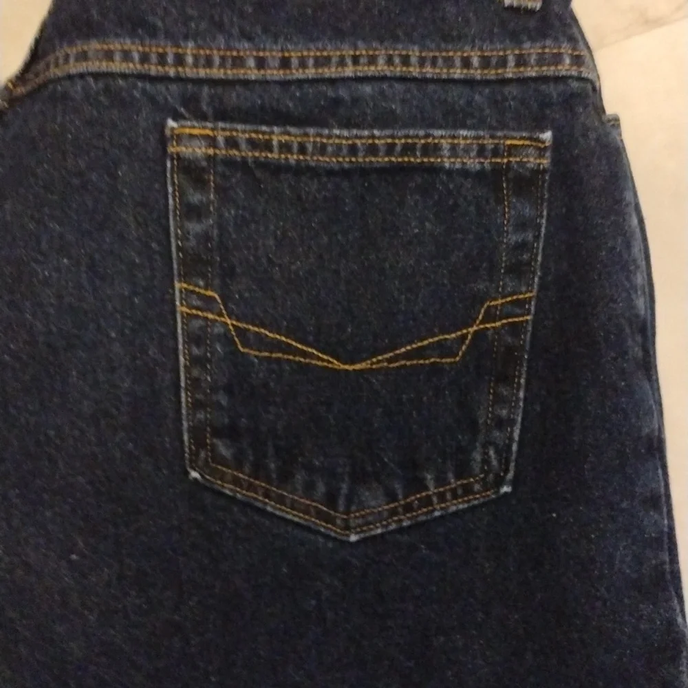 Chic vintage jeans . - Picture 2 of 12